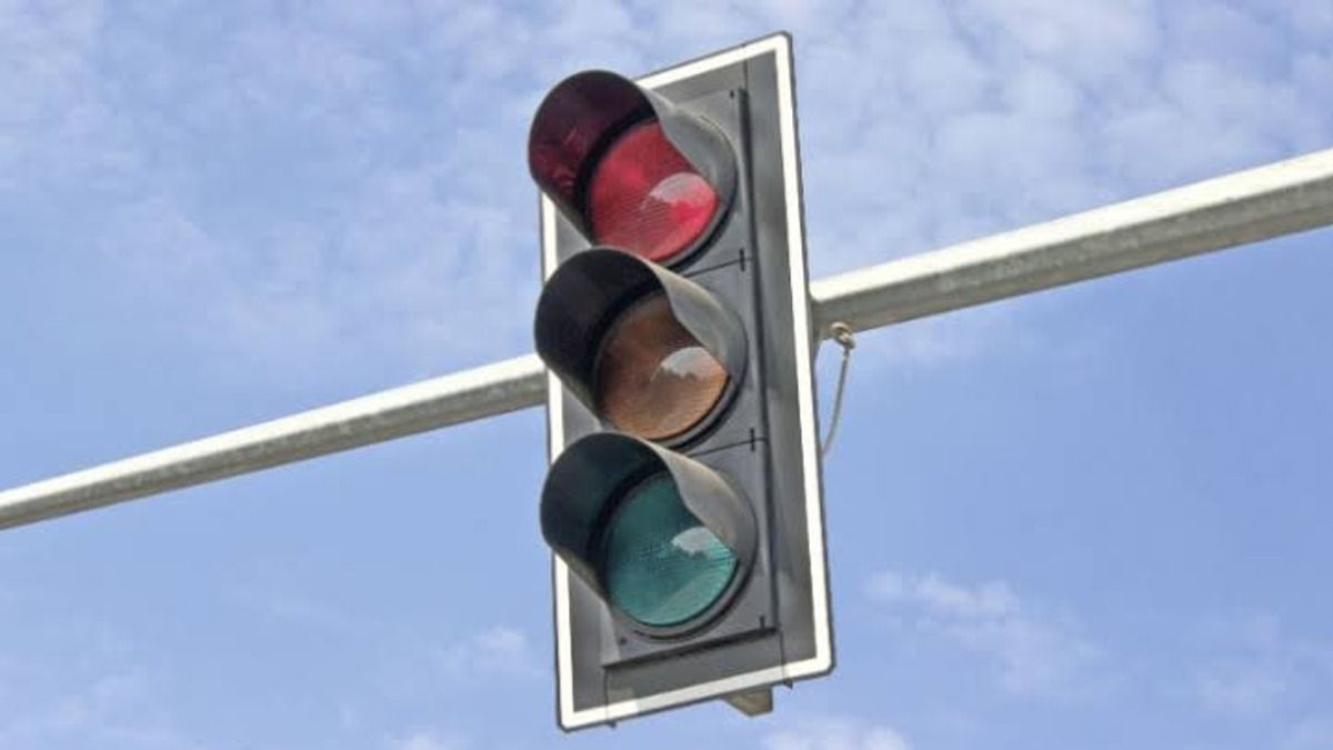 ¿Sabes el porqué no funcionan los semáforos en Cuernavaca?