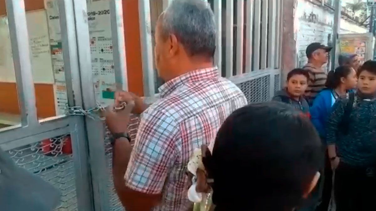 Reinician clases en primaria de Zacatepec ante temor por coronavirus
