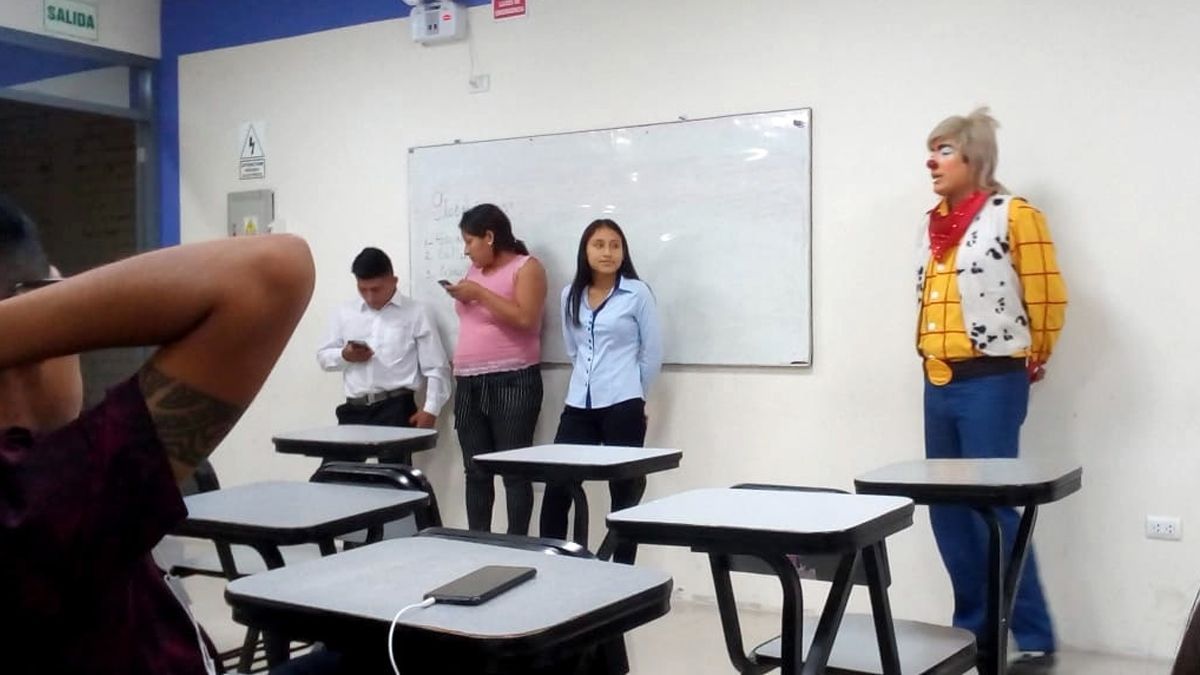 24 Morelos Payasito