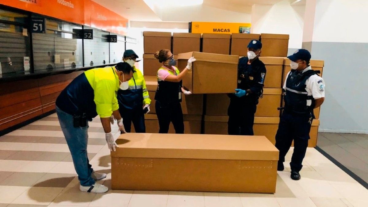 24 Morelos Ataúd de cartón coronavirus