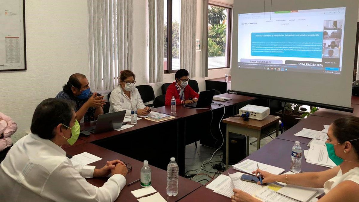 Sostiene reunión virtual secretario de Salud con hospitales privados