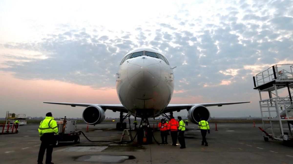 24 Morelos Avión