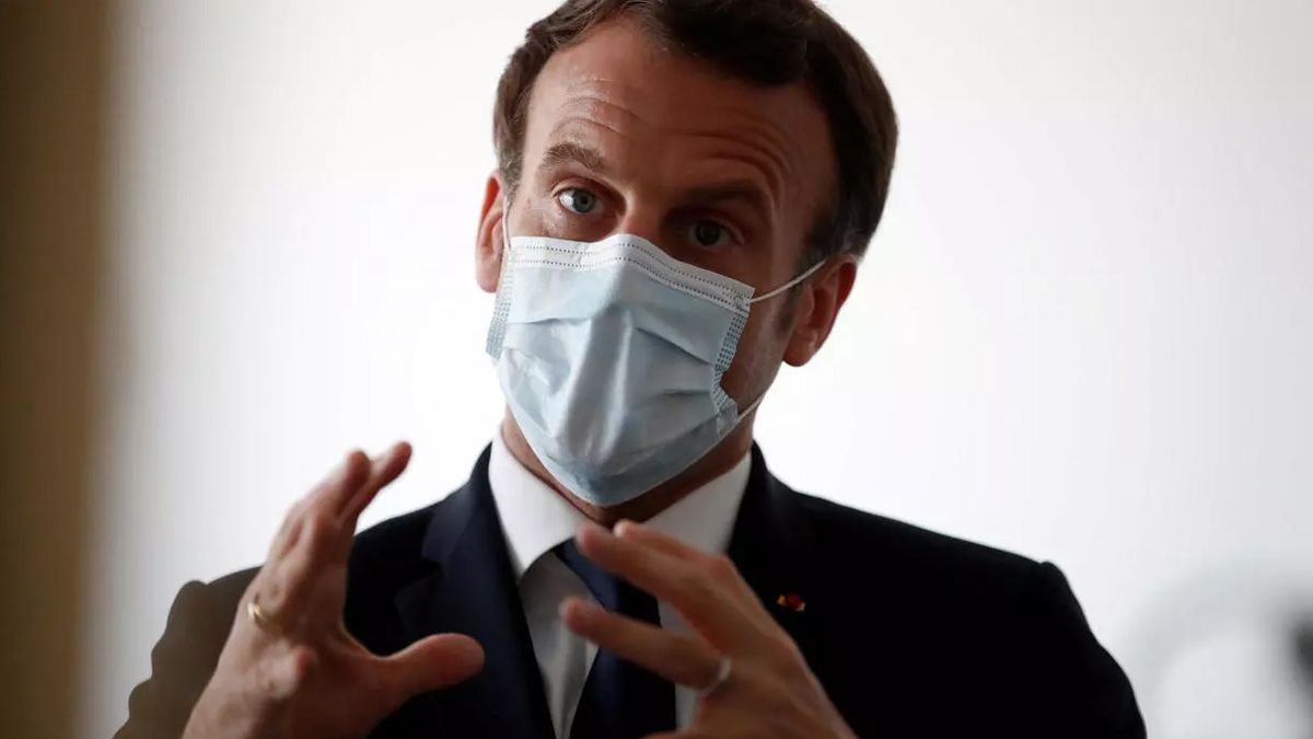 24 Morelos Emmanuel Macron Cubrebocas