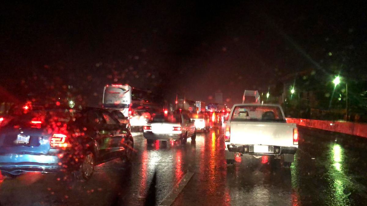 Fuertes lluvias generan afectaciones en Cuernavaca