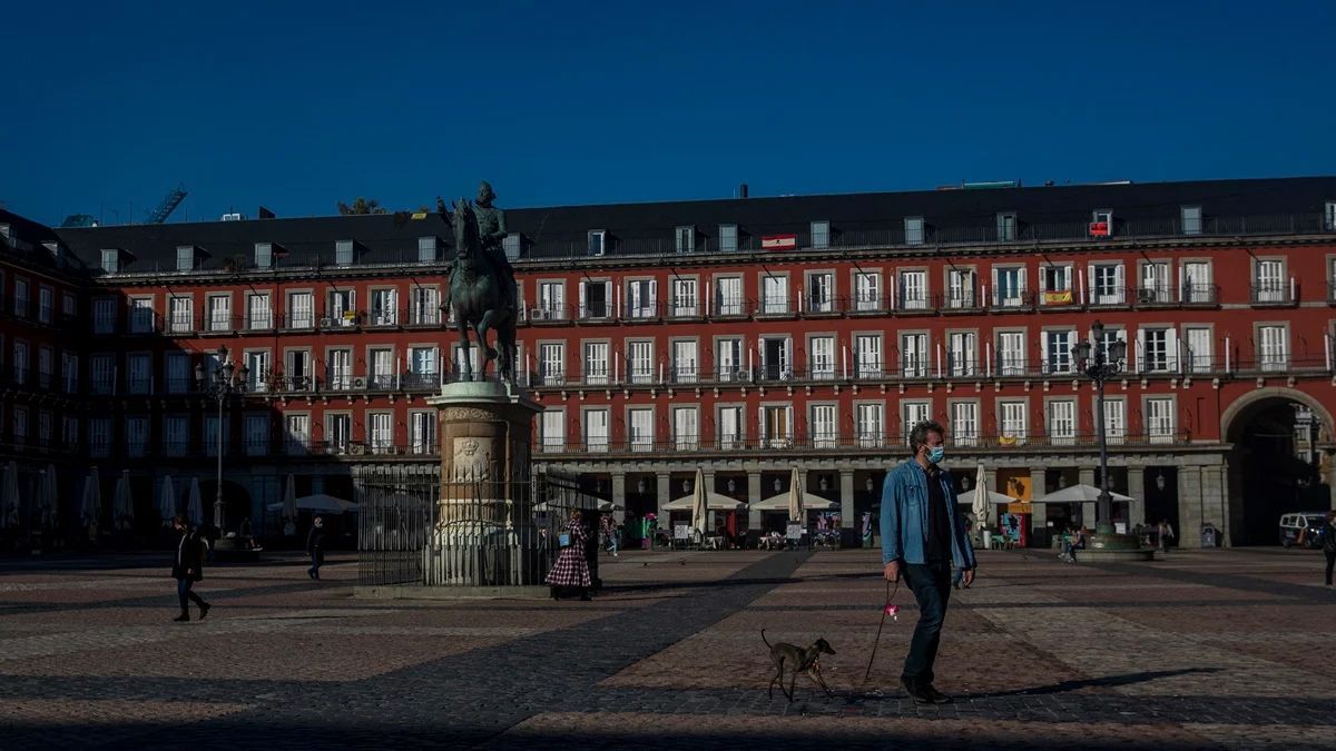 24 Morelos España Madrid COVID