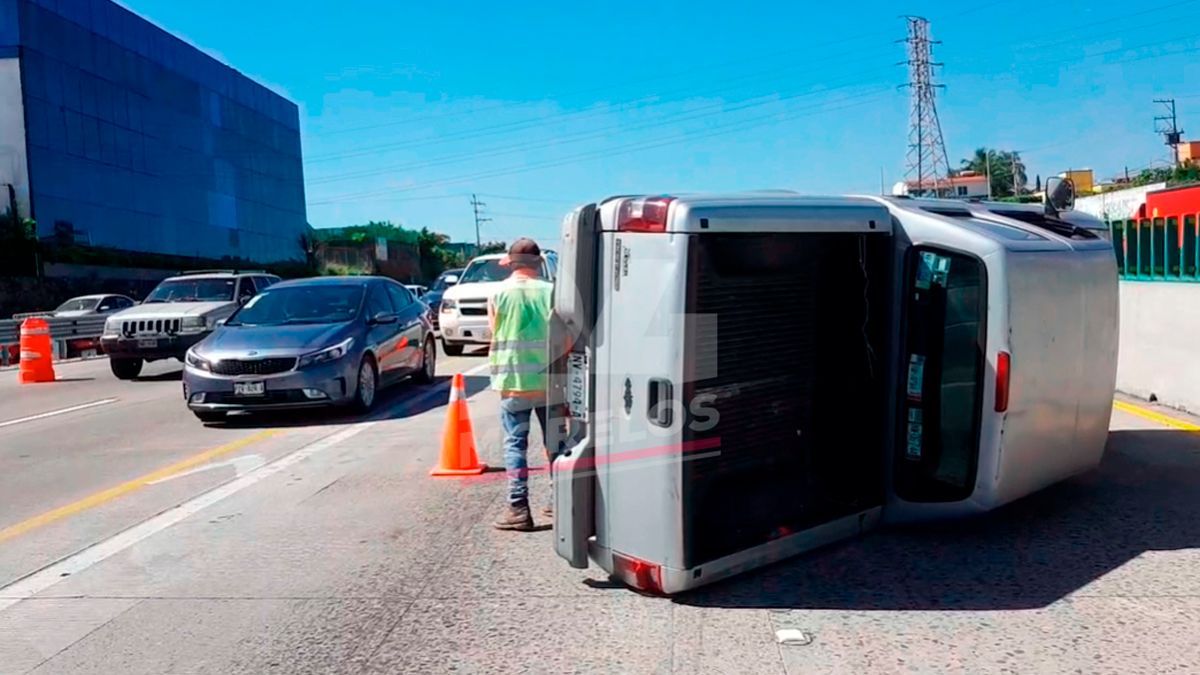 Continúan los accidentes en el Paso Exprés Cuernavaca