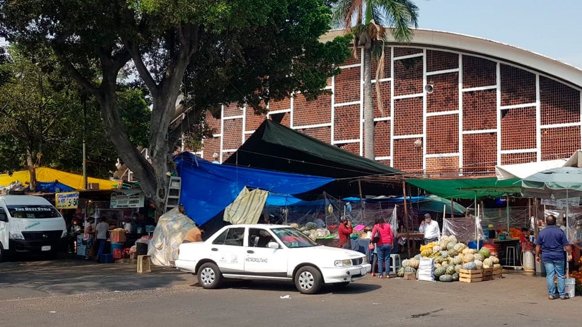 Último exhorto para que se retiren comerciantes del ALM de la vía pública