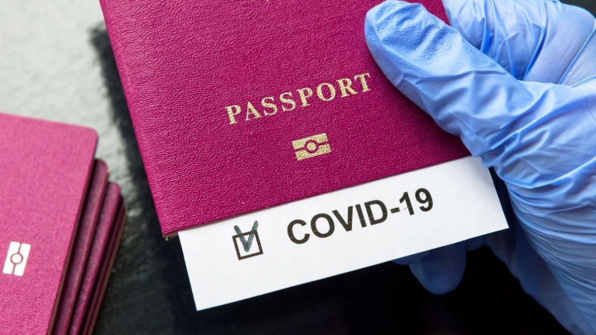 Busca Organización Mundial de la Salud usar “pasaporte de vacunación”