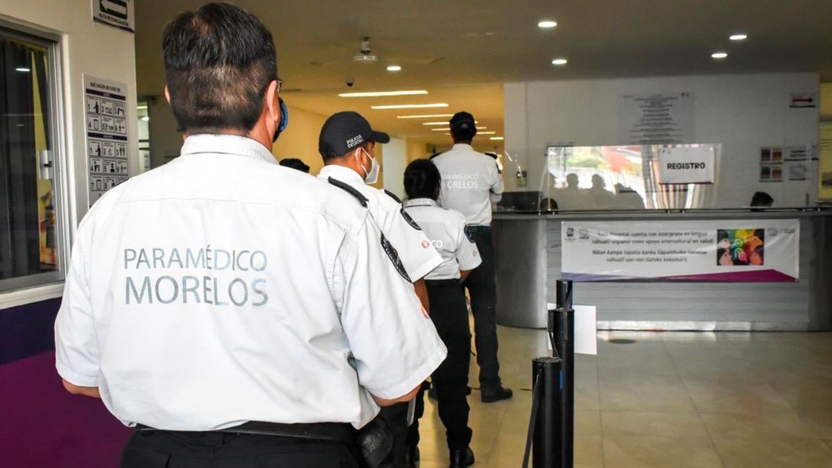 Inicia vacunación contra Covid-19 para personal médico del ERUM
