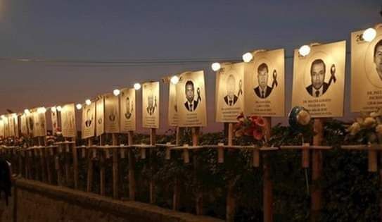 Crece memorial de médicos en Perú