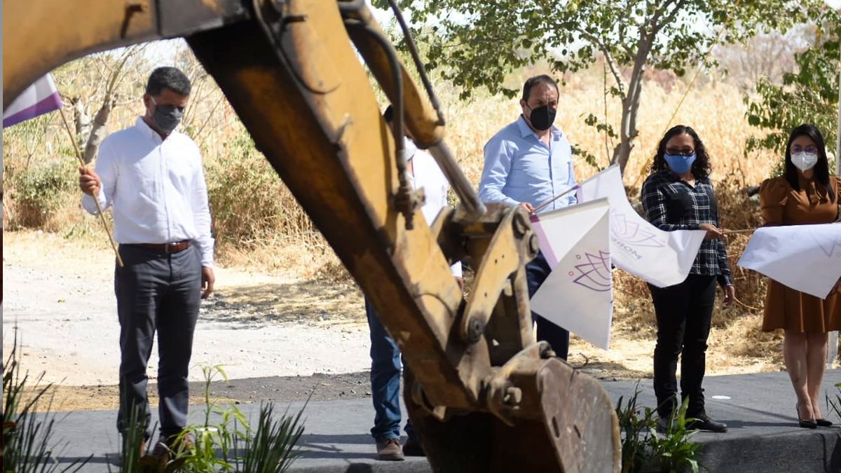 Inicia construcción de calle en Temoac