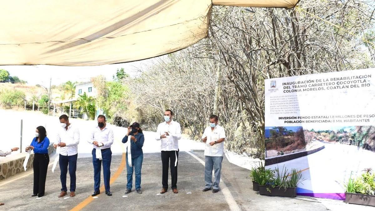 Inaugura Gobernador rehabilitación de carretera en Coatlán del Río
