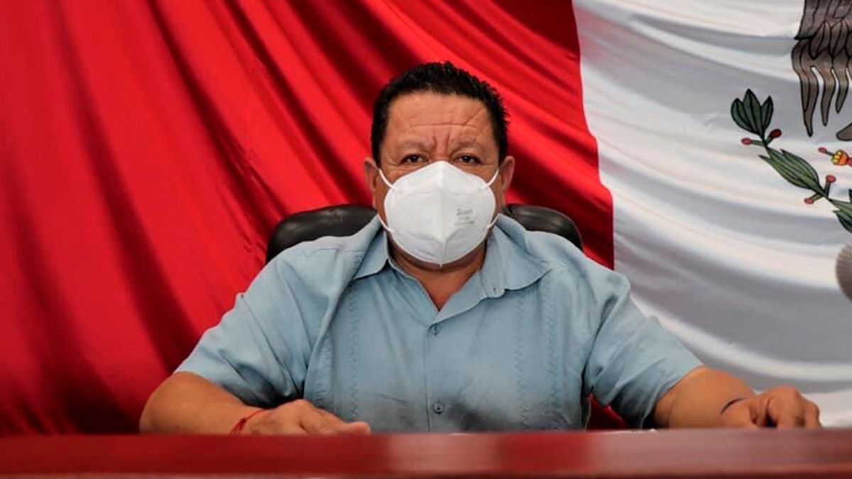 “No soy mafioso y no protejo a nadie”, responde diputado