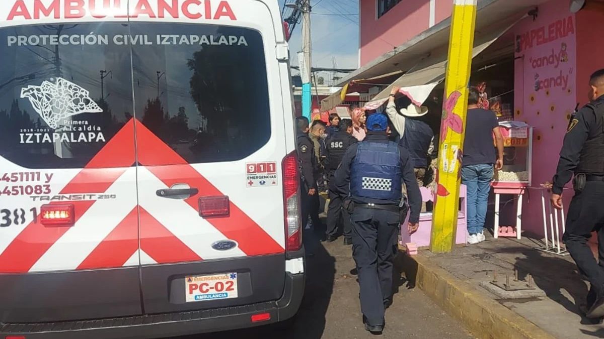 Delincuente balea a encargadas de papelería por únicamente dar $100 en asalto