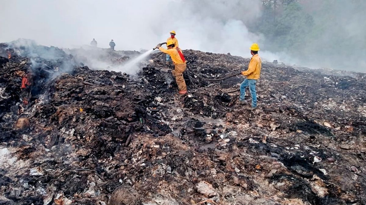 Se mantienen labores de liquidación en basurero de Huitzilac