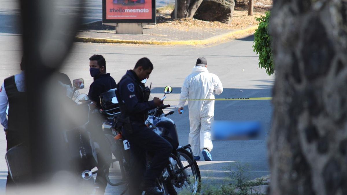 Asesinan a un hombre en avenida Teopanzolco