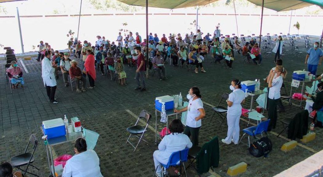 Inicia ordenadamente proceso de vacunación COVID-19 en Yecapixtla