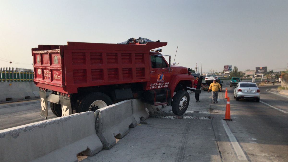 Mañana de accidentes viales en Cuernavaca