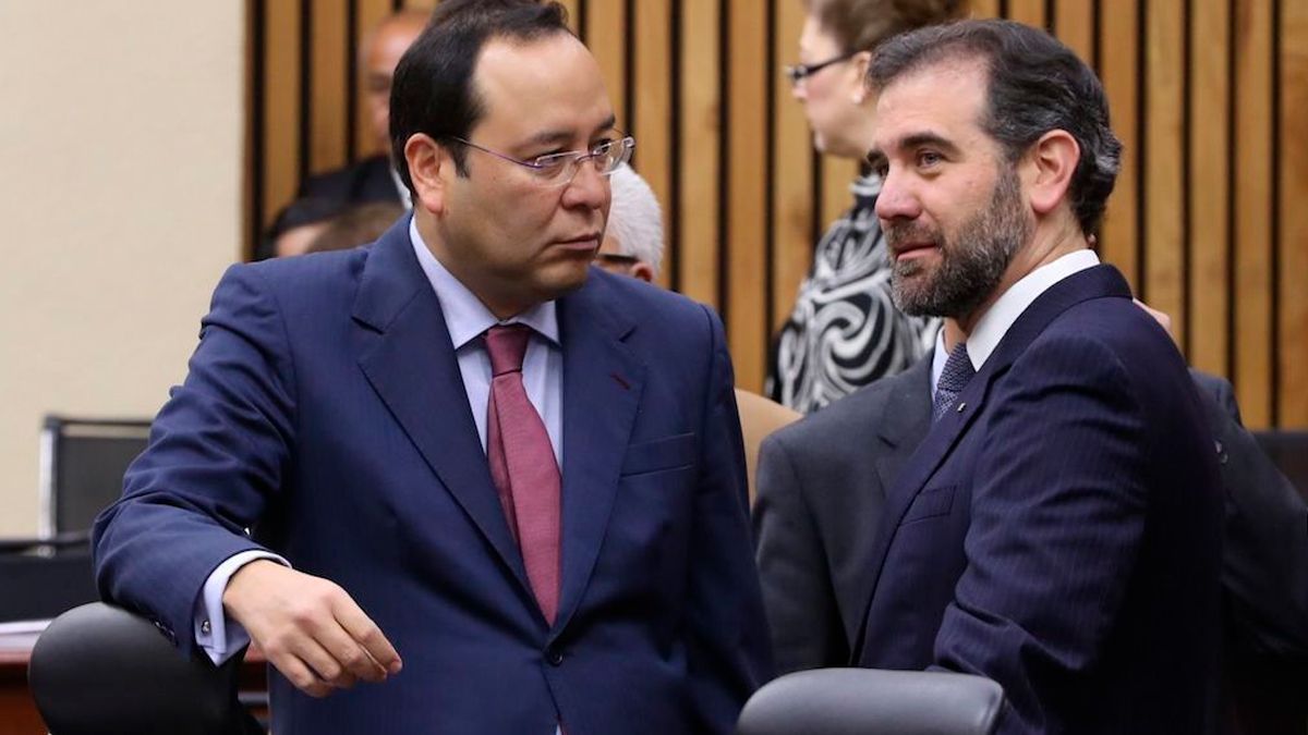 Iniciará MORENA juicio político contra consejeros del INE