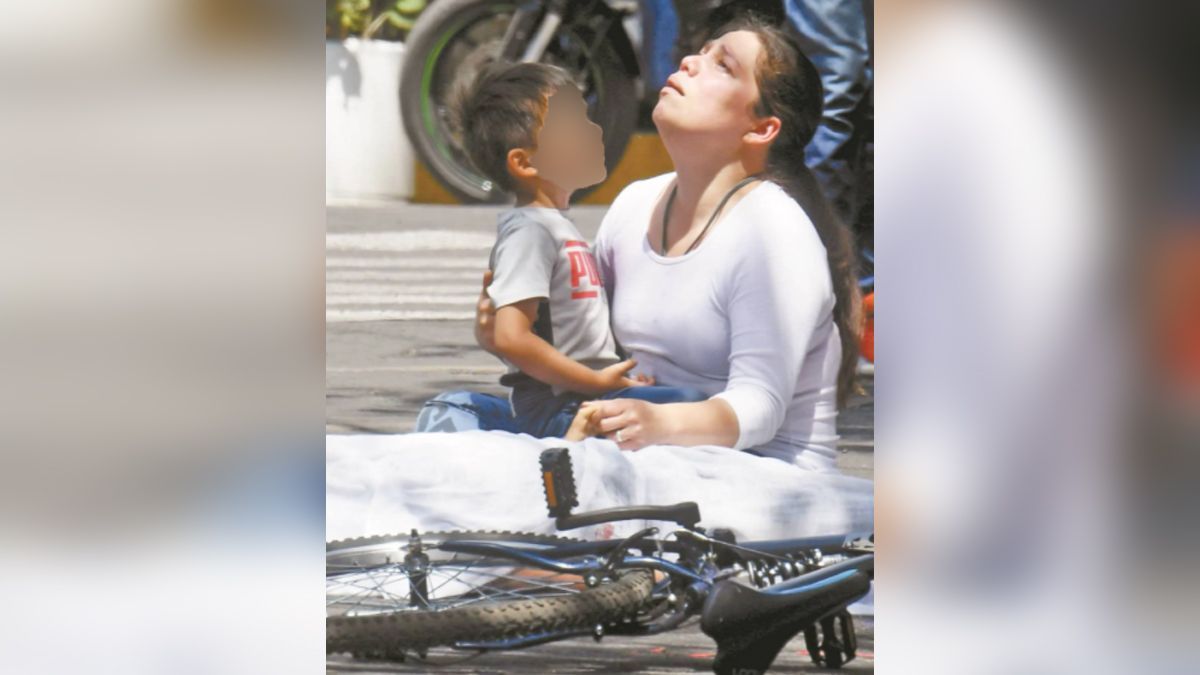 Sujeto drogado atropella y mata a niño; es arrestado