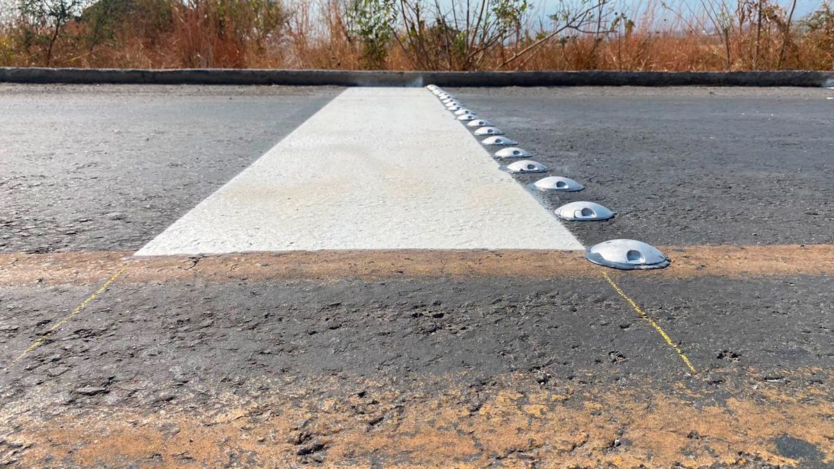 Colocan señalización en tramo carretero La Cartonera en Yecapixtla