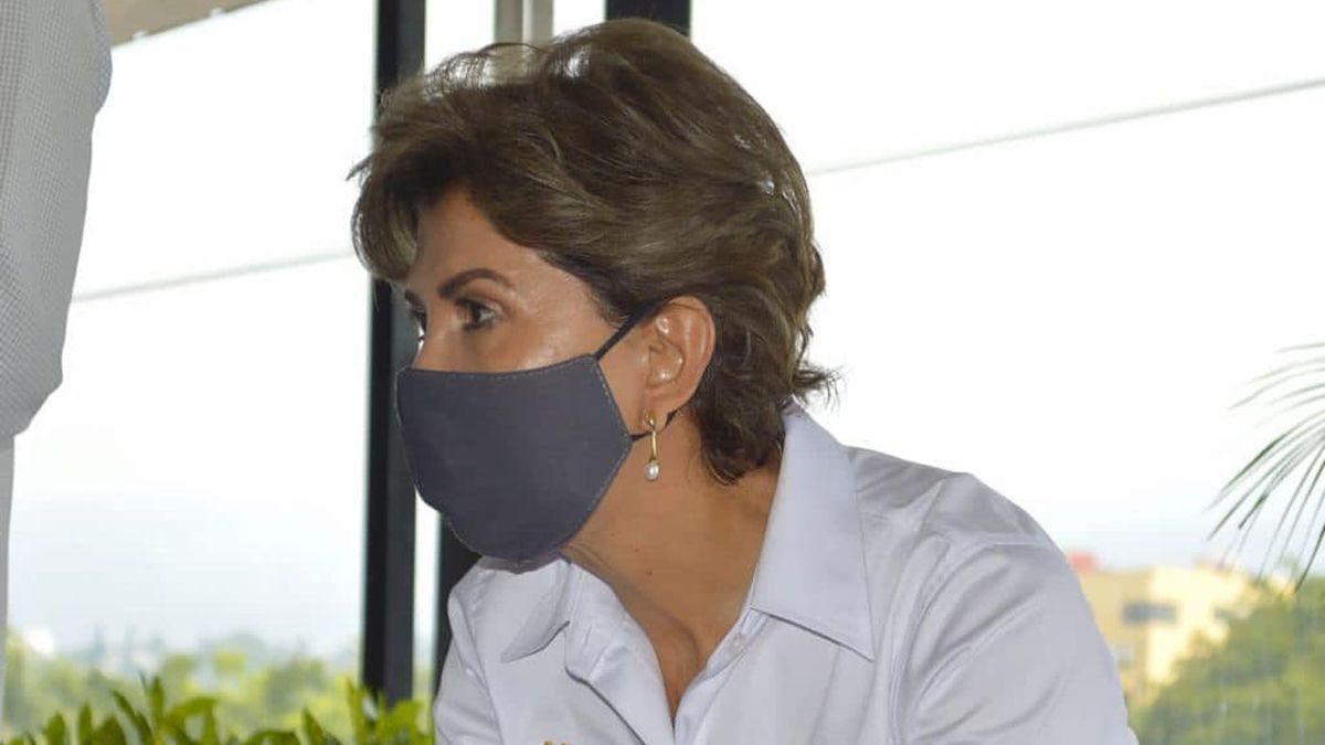 Buscará Honorina Estrada reubicar a comerciantes ambulantes del Centro