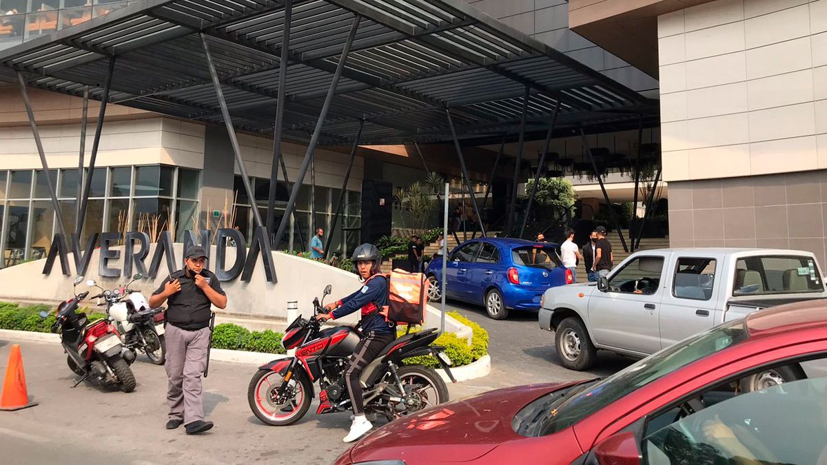 Presunto intento de asalto en Plaza Comercial de Cuernavaca