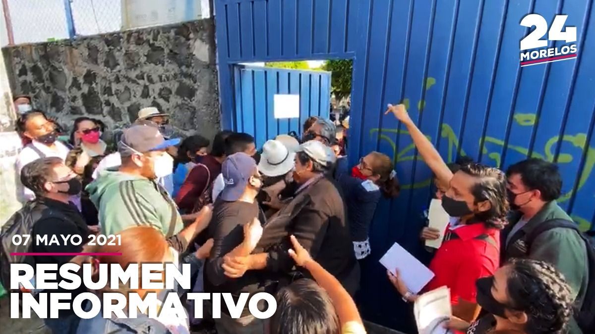 Maestros se agarran a empujones por vacuna