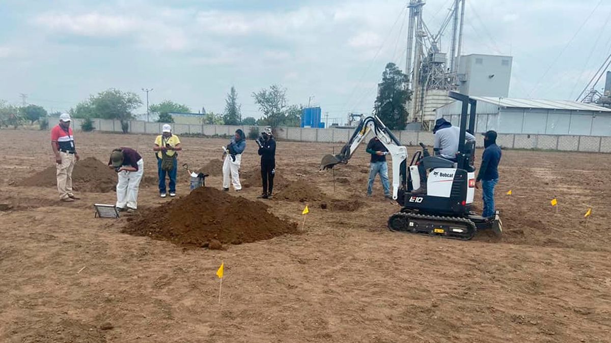 Localizan tres fosas clandestinas en predio de Cuautla