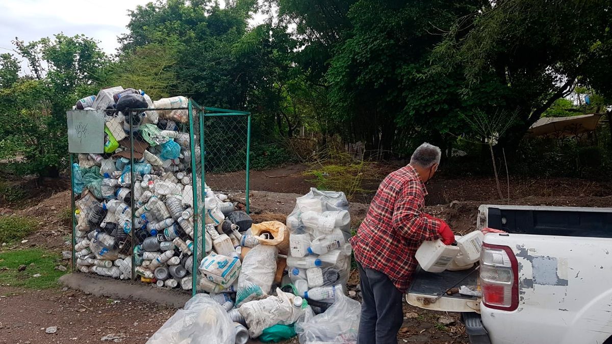 Continúa en Jojutla el programa “Campo limpio”