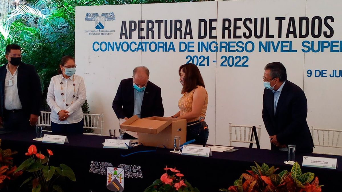 Realizan apertura de resultados de exámenes de ingreso a UAEM