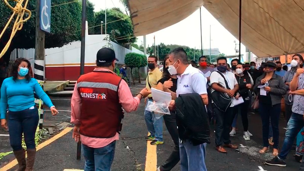 Siguen las quejas en módulos de vacunación