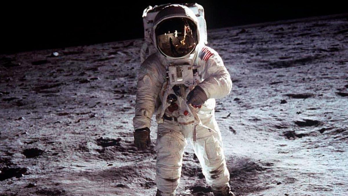 24 Morelos Luna
