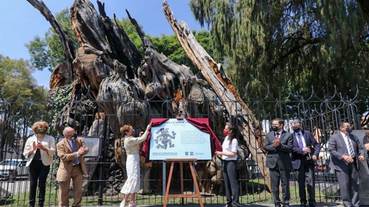 Cambian nombre a Plaza de la Noche Triste para reivindicar historia
