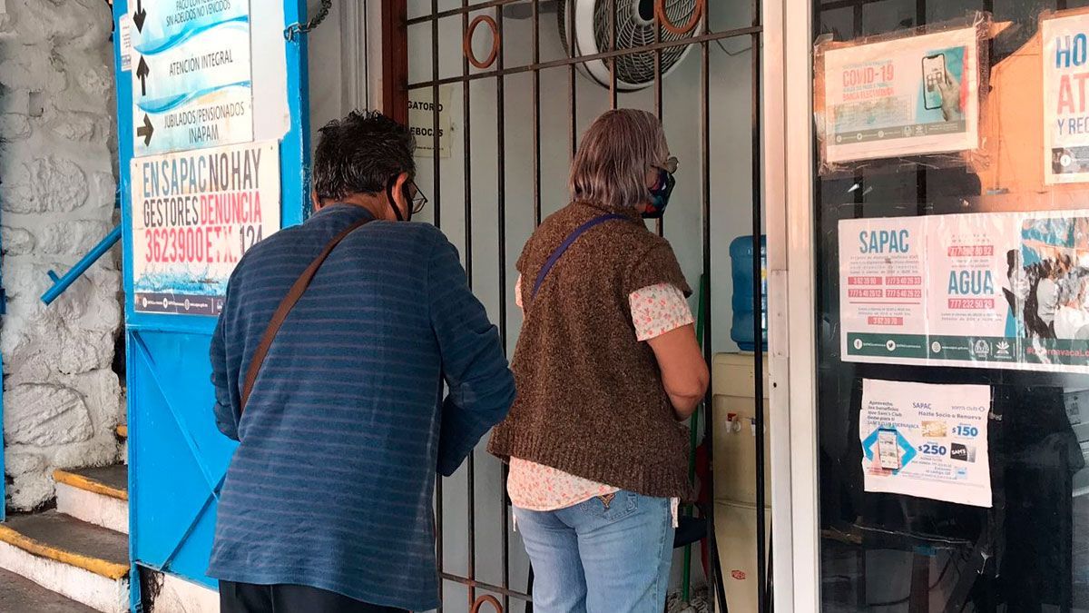 Buscan acuerdos pobladores de Acapantzingo con autoridades de SAPAC