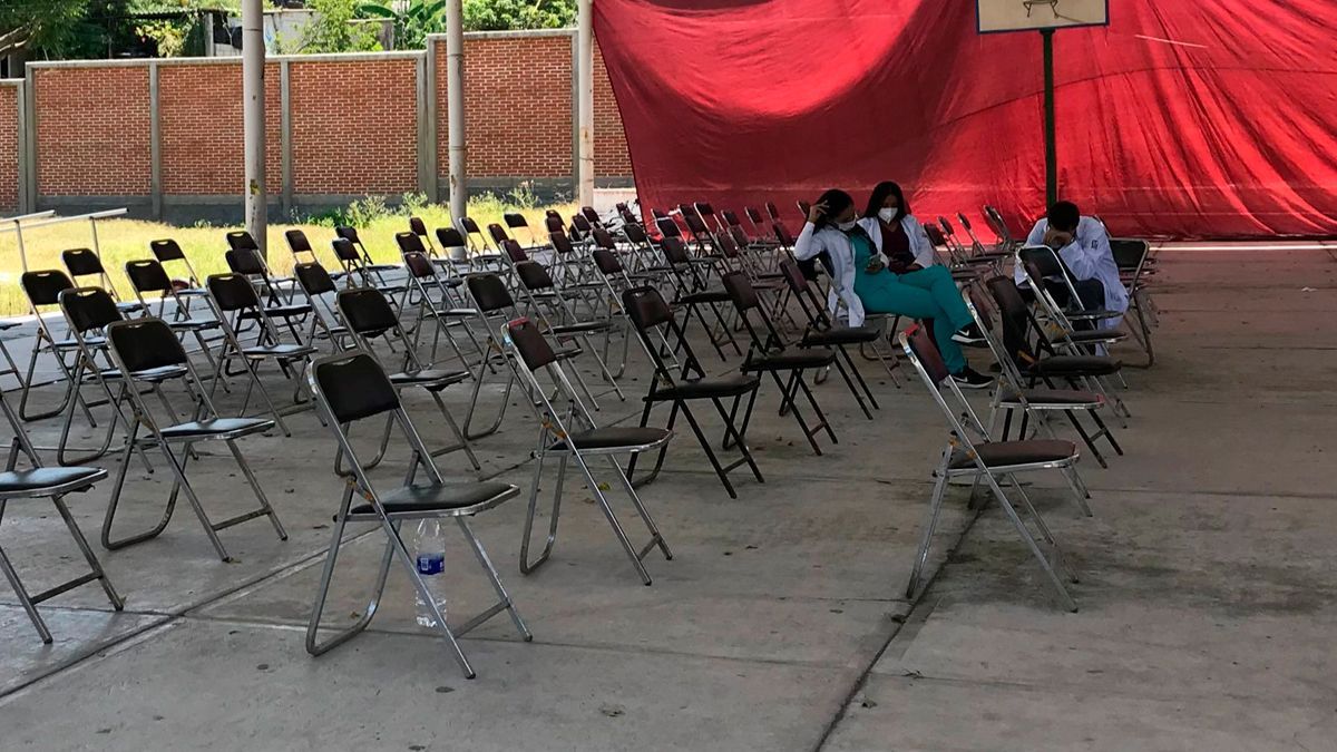 Treintañeros no asisten a inmunizarse contra Covid-19 en Emiliano Zapata
