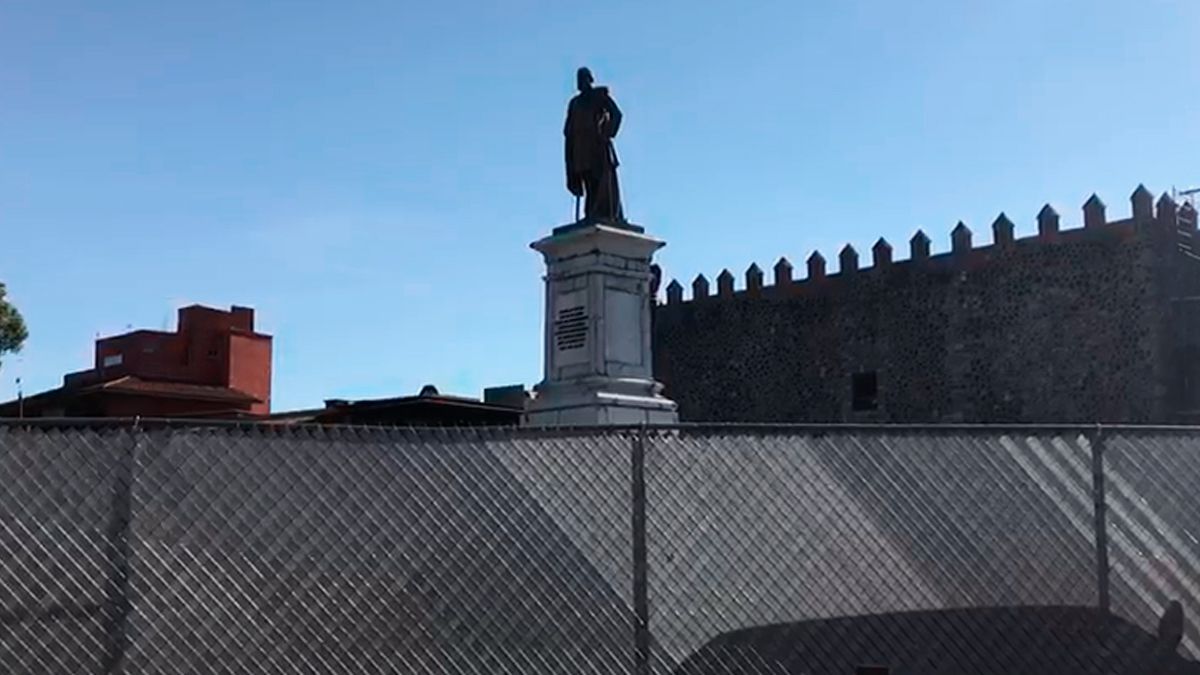 ¿Quitarán las vallas de Palacio de Cortés en Cuernavaca?