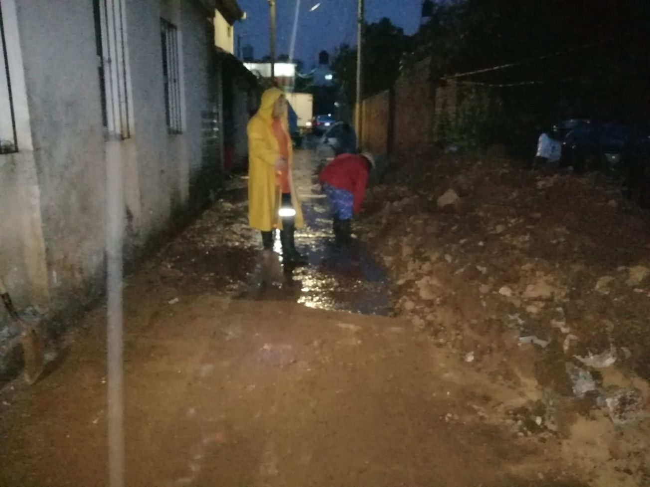 Colapsa barda en Chamilpa