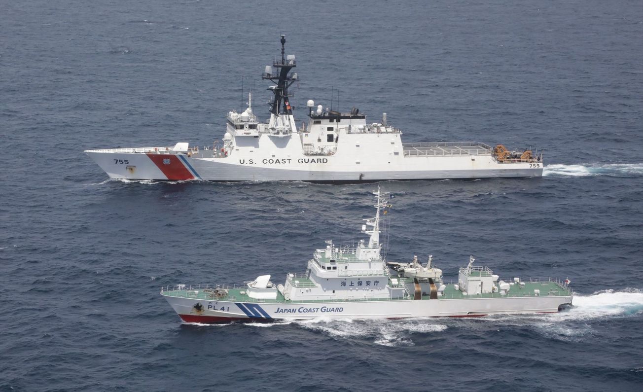Buscan derrames de petróleo en el Golfo