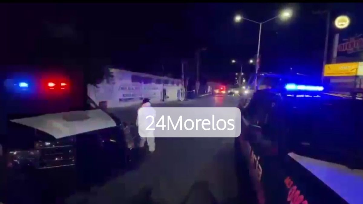 Lo matan mientras esperaba el autobús