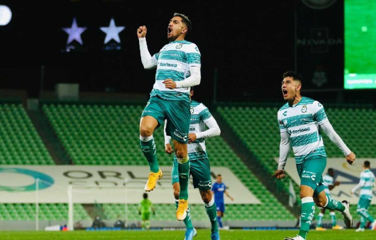 El gran ratón vs Santos Laguna