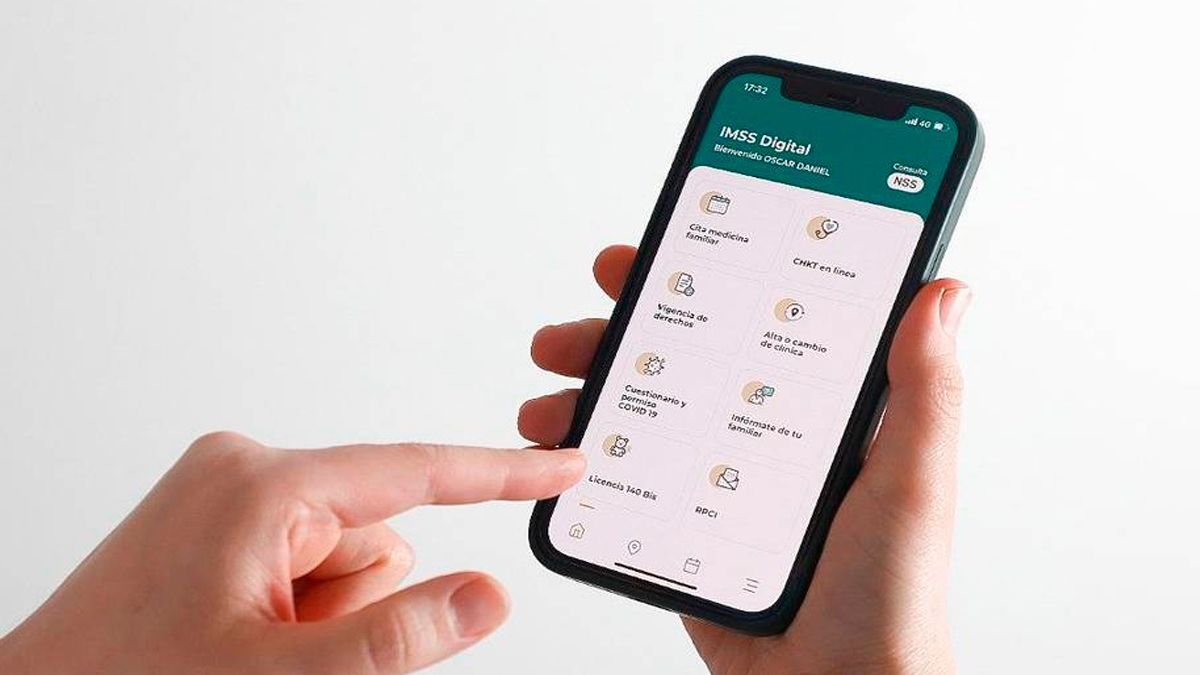 Empleados hacen efectivo su permiso del IMSS por Covid-19