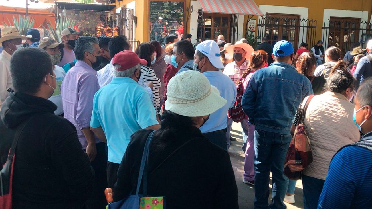 Cinco camiones de Ometochtli retenidos por no pagar indemnización