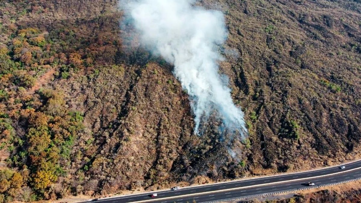 Incendio afectó visibilidad en la México – Cuernavaca
