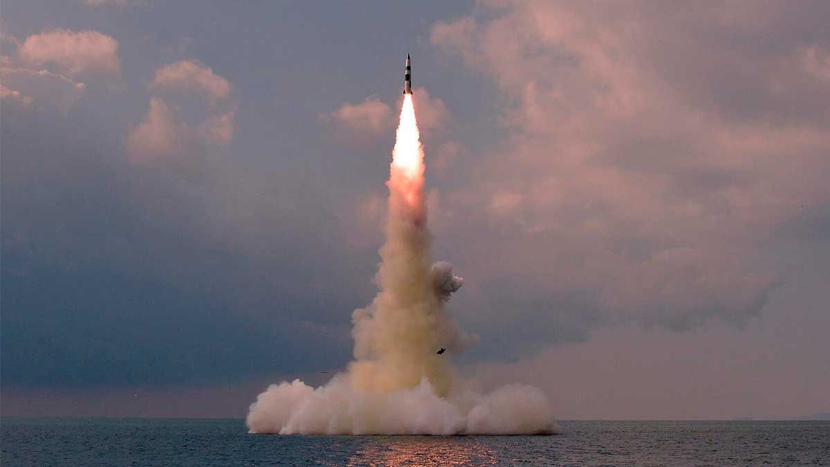 Lanza Corea del Norte nuevo proyectil al mar de Japón