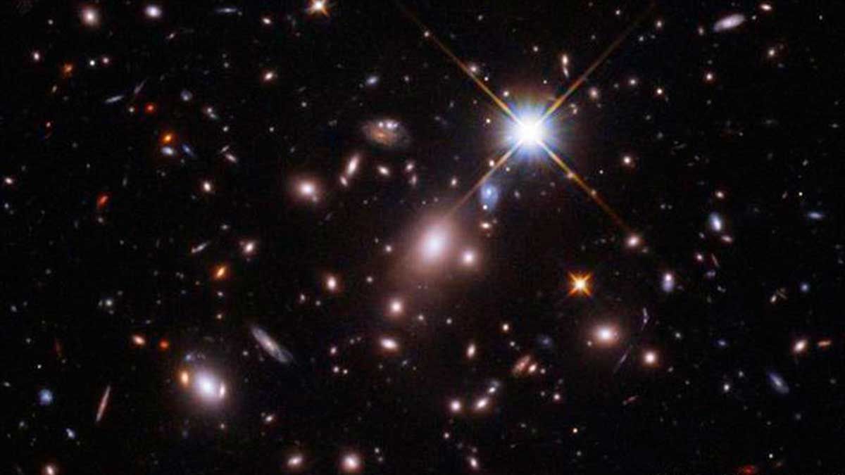 Anuncia NASA descubrimiento de Earendel, la estrella más lejana jamás observada