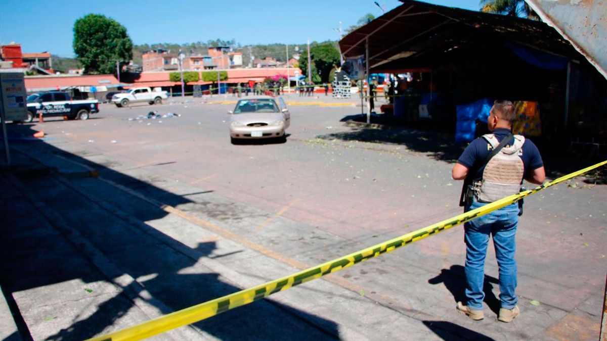 Enfrentamientos en Michoacán dejan 5 muertos y 32 detenidos