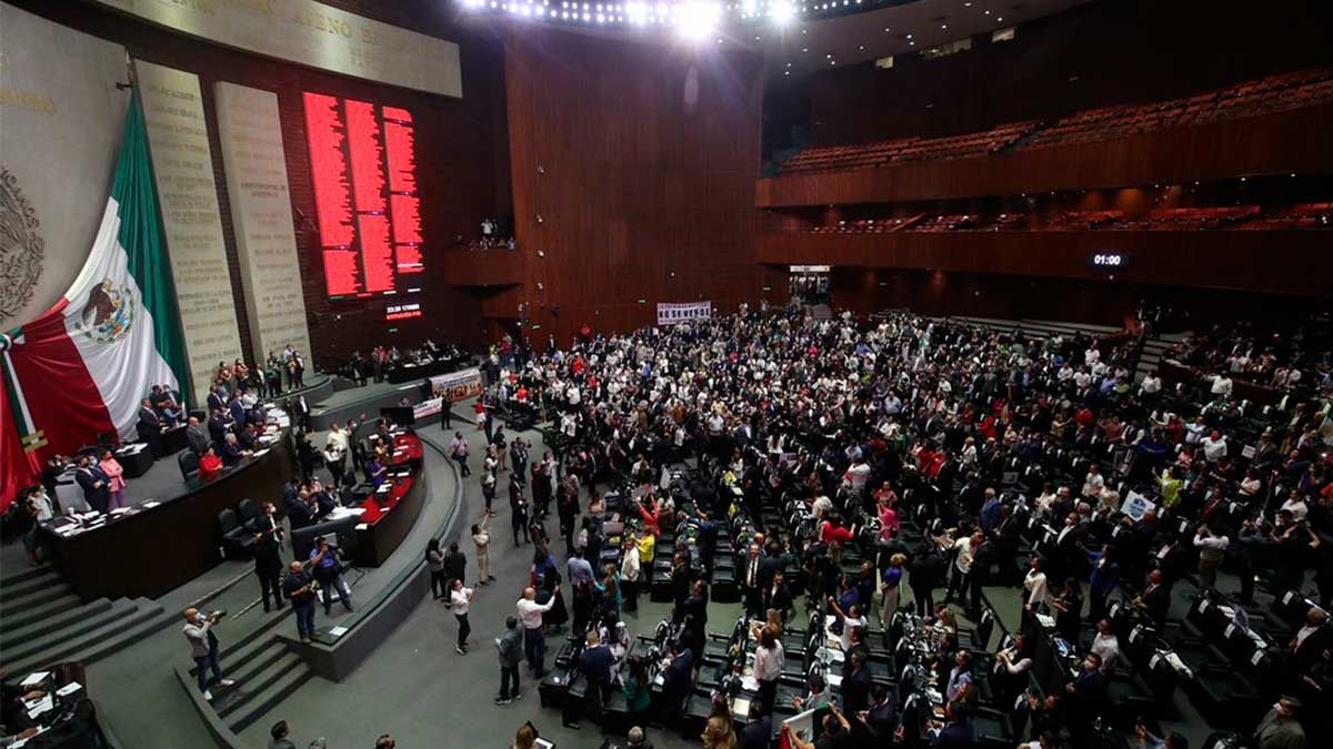 Rechaza el Congreso Reforma Eléctrica