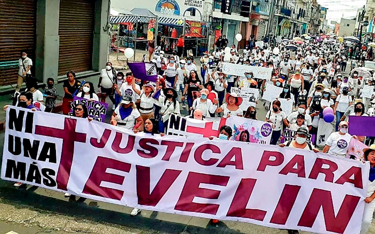 Se tienen identificados a presuntos asesinos de Evelin