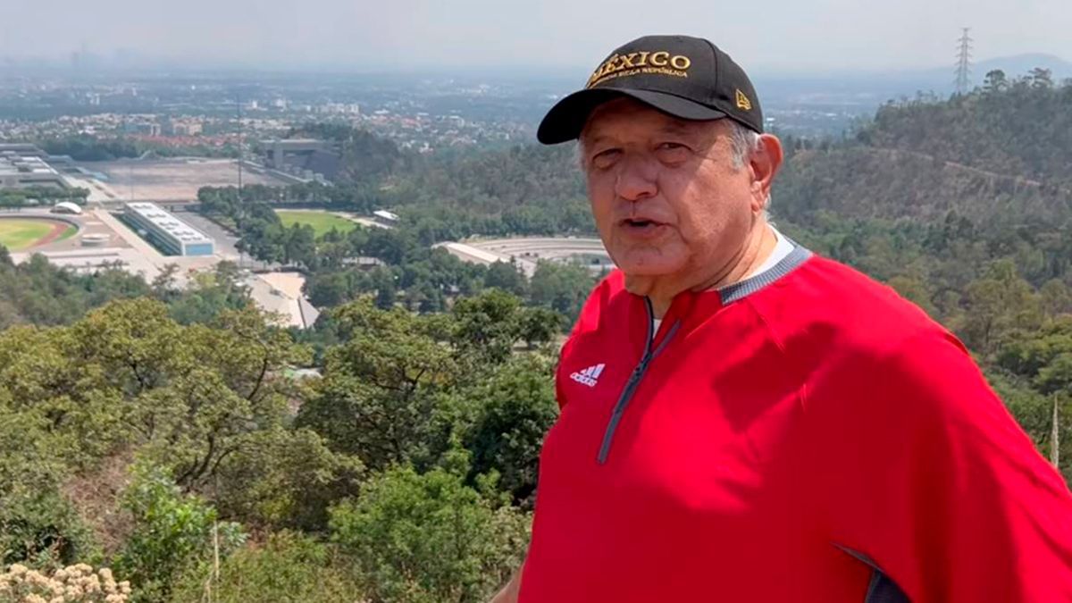 Realiza AMLO caminata para fortalecer el corazón